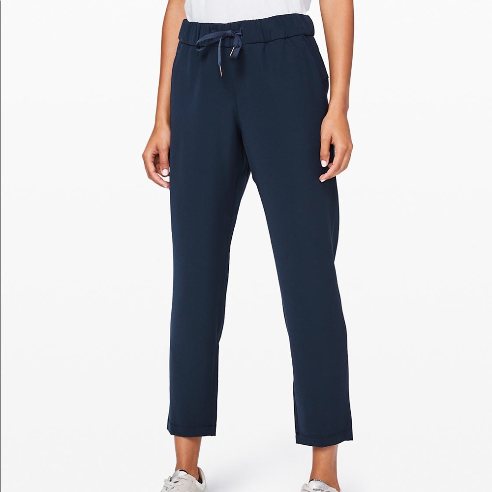 Lululemon NEW on the fly pant 7/8 woven